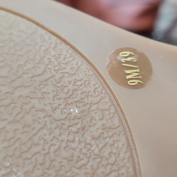 Lucky Brand Women's Gold Glitter Distressed Burnished Loafers Size 9M/39 - Picture 8 of 8